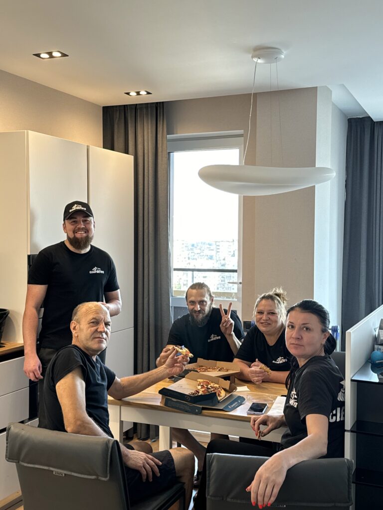 Робота в CLEANЧИСТВУД